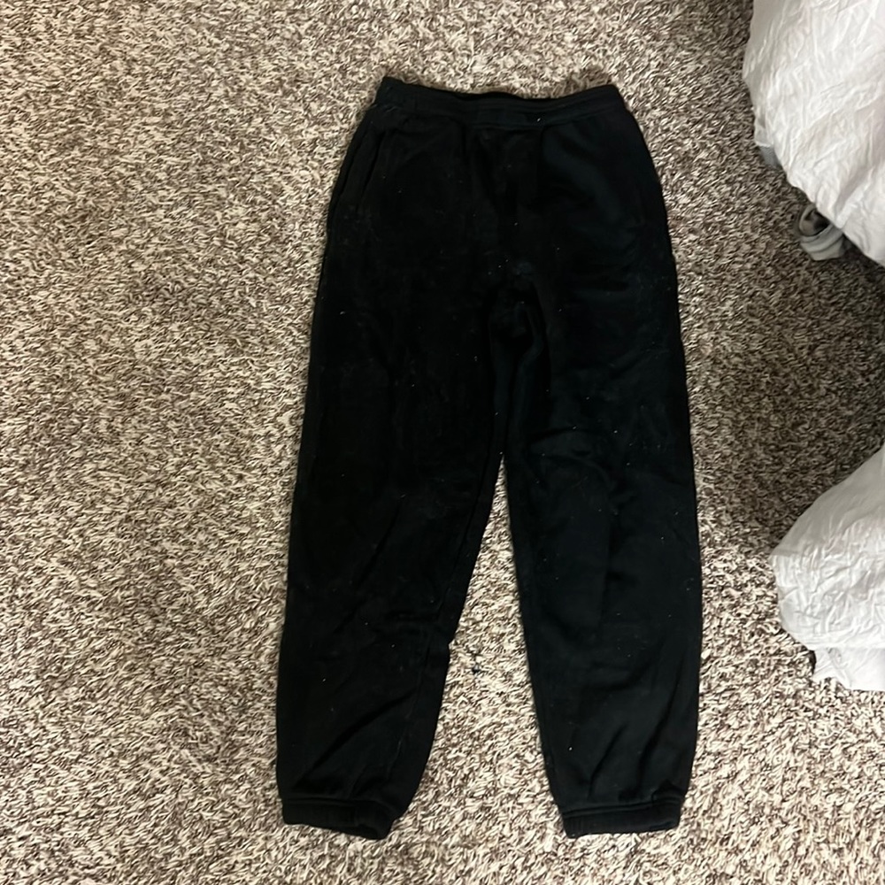 black gap sweatpants